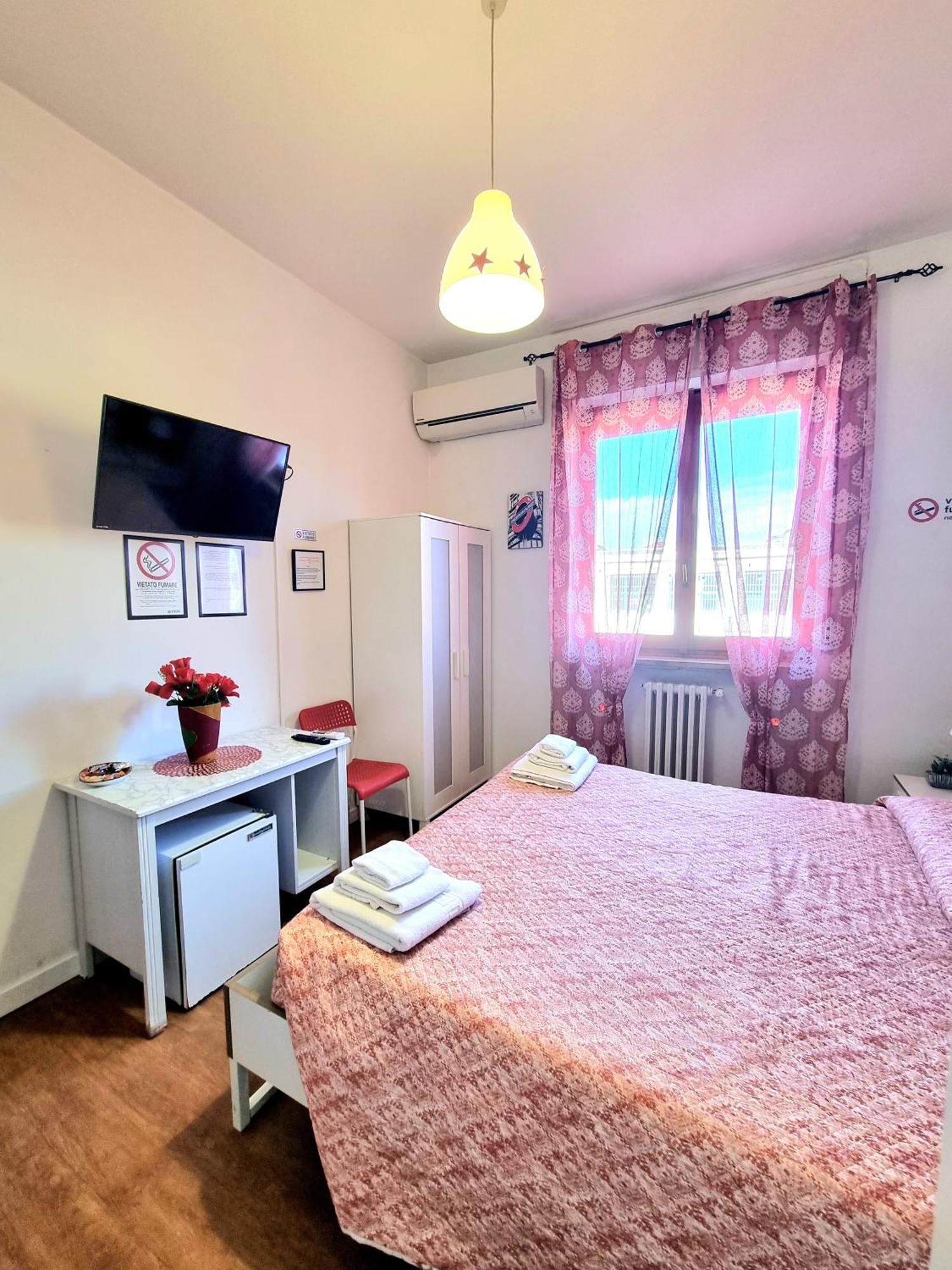 B&B Italo House Opera Δωμάτιο φωτογραφία