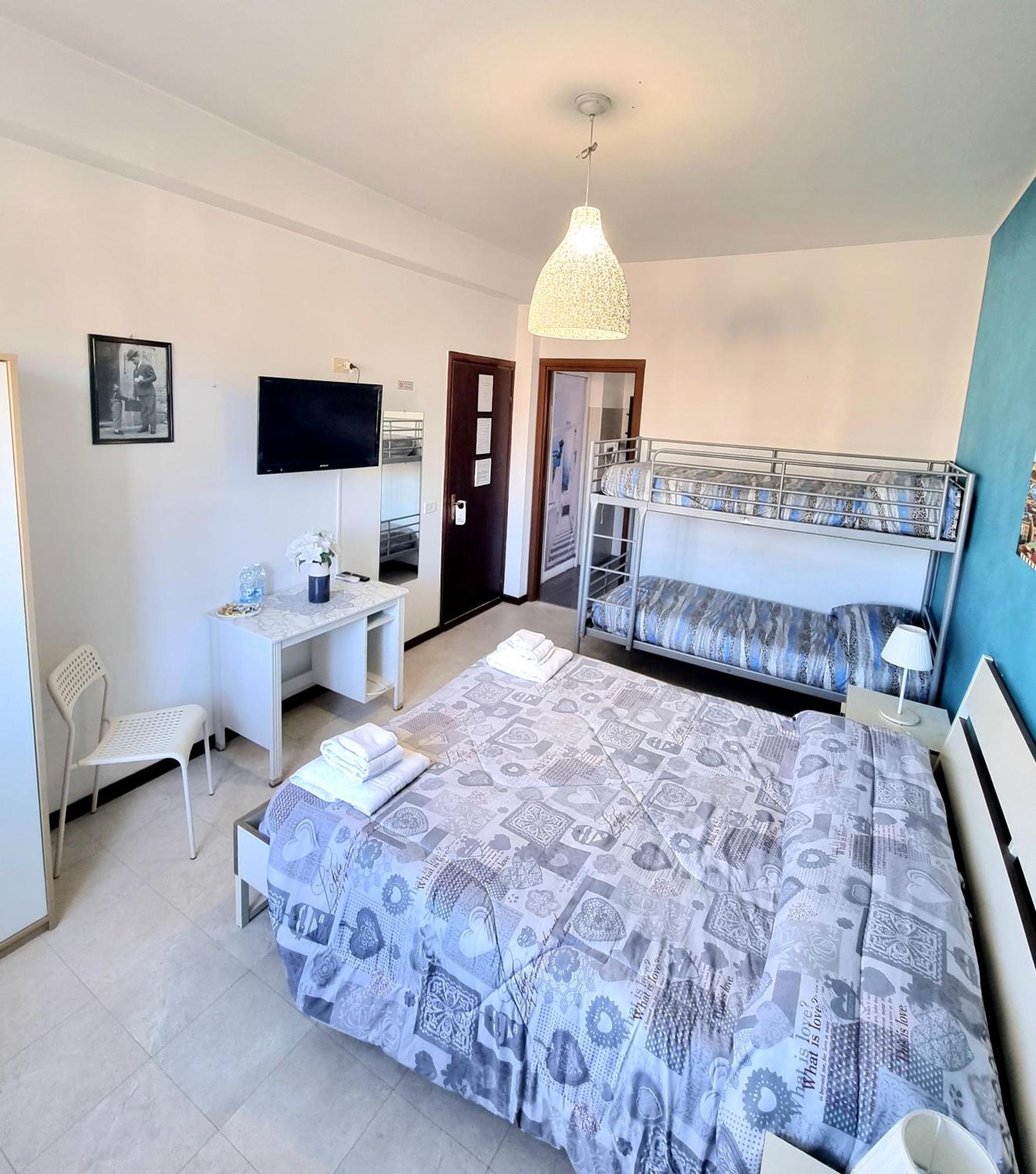 B&B Italo House Opera Δωμάτιο φωτογραφία
